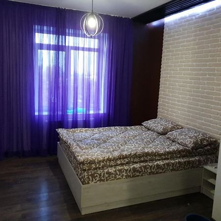 Travel Station Apartment イヴァーノ＝フランキーウシク エクステリア 写真